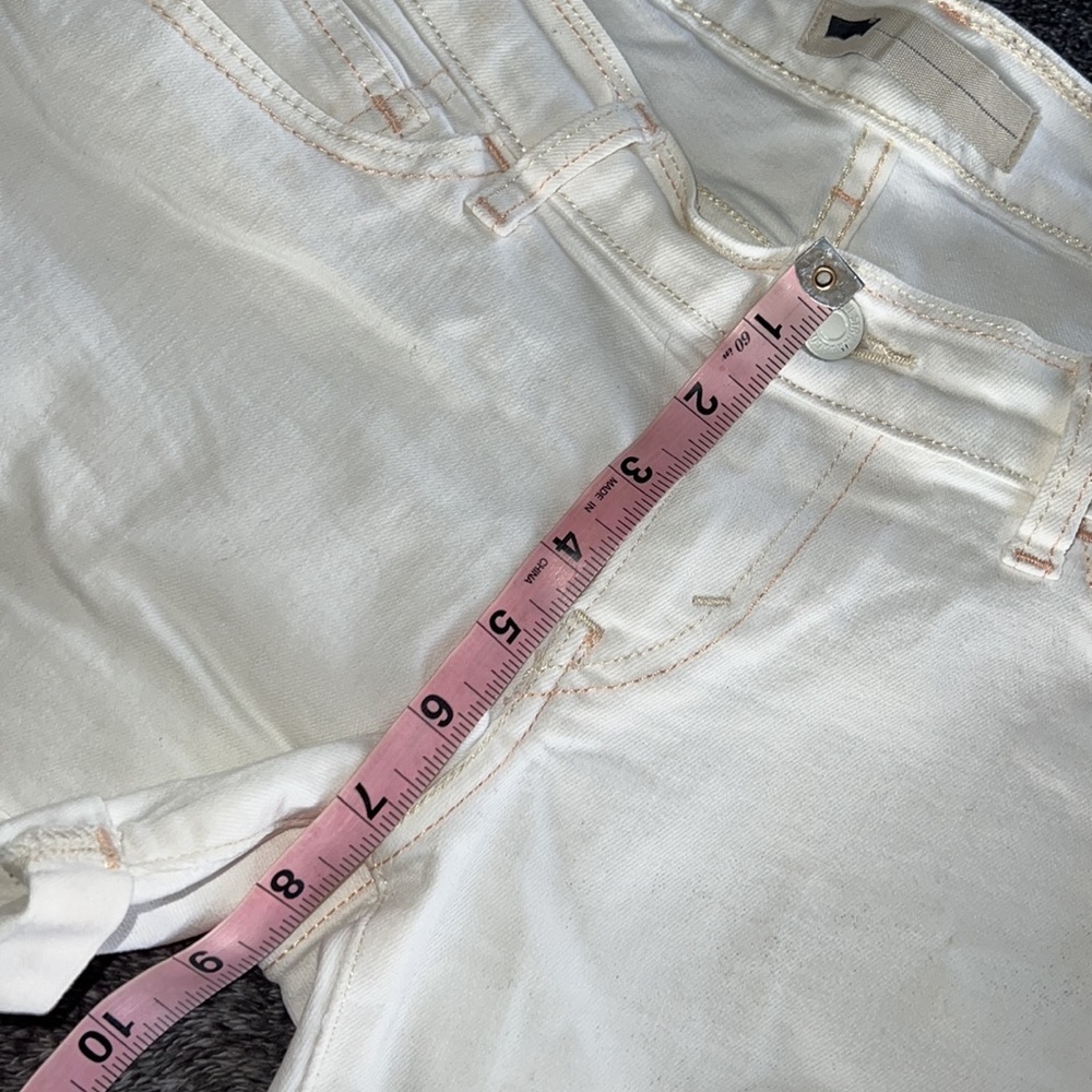 LEVIS SHORTS WHITE SIZE W30 PEACH & CREAM COLORED THREADS ROLLED HEM WHITE LABLE - Picture 13 of 17